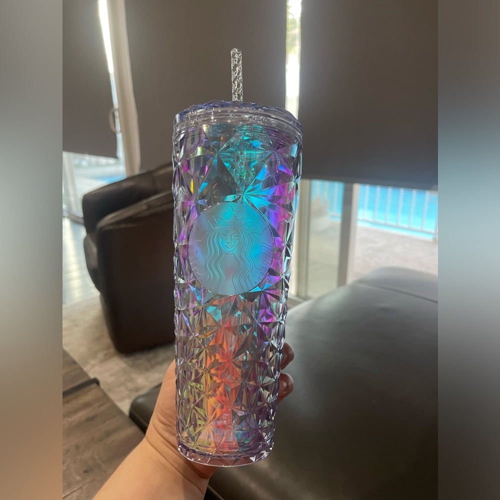 NWT!! STARBUCKS TUMBLER 24oz (Clear Irredescent) beautiful summer winter